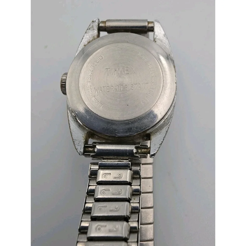 Vintage Timex 17 Jewels Ladies Watch Mechanical Windup Silver Tone Black Working
